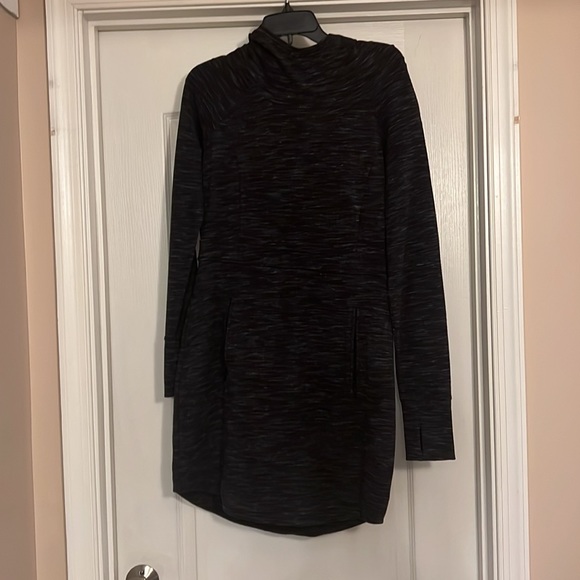 Athleta Blissful Hooded Dress - Picture 2 of 4